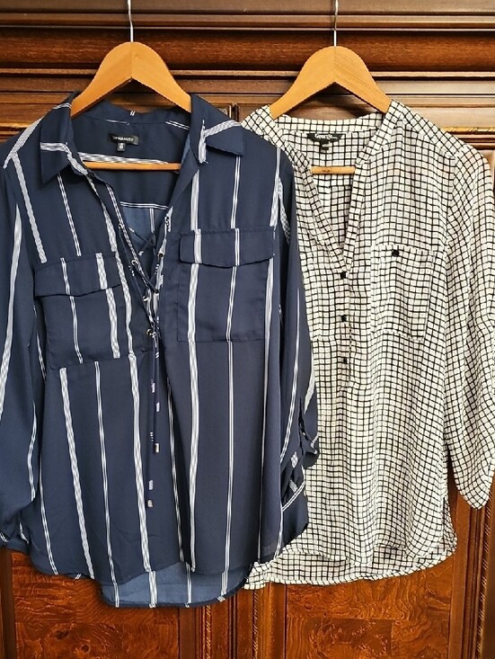 George Tops - 2/25$ Women's Blouses - Size M
